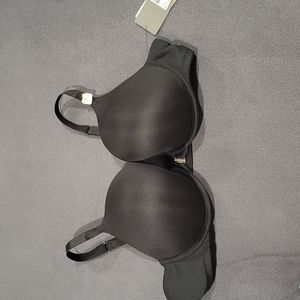 44B front clasp, black bra